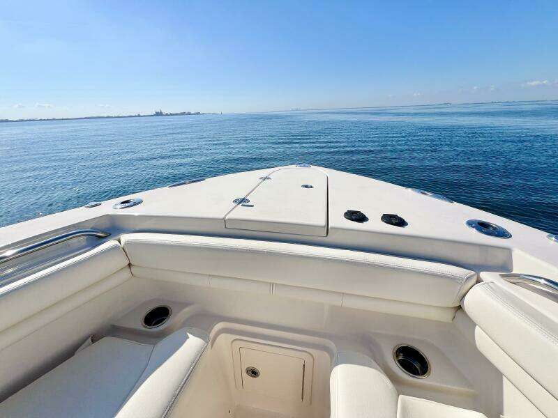 30ft Grady White Yacht For Sale