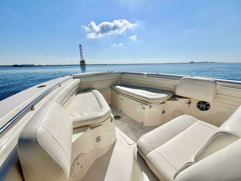 30ft Grady White Yacht For Sale