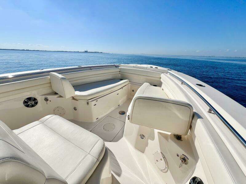 30ft Grady White Yacht For Sale