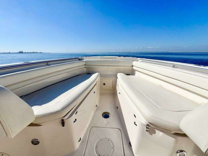 30ft Grady White Yacht For Sale