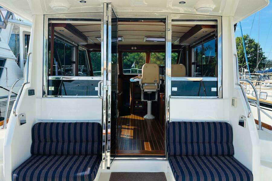 Encore 42ft Sabre Yacht For Sale