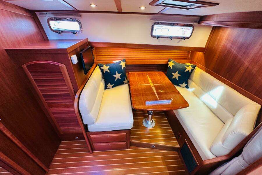 Encore 42ft Sabre Yacht For Sale