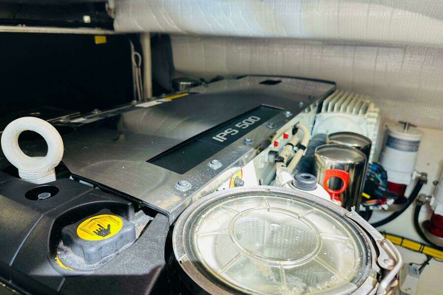 Encore 42ft Sabre Yacht For Sale