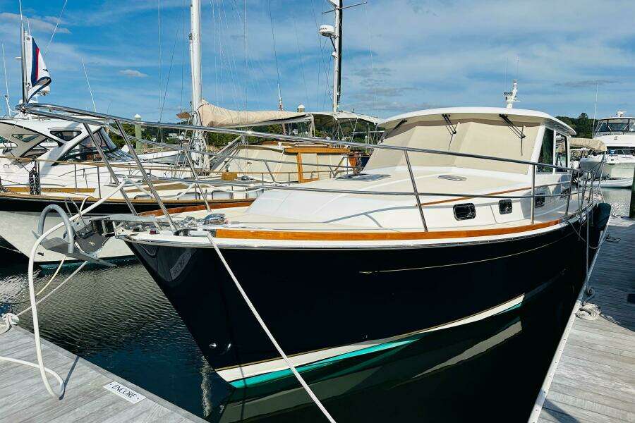 Encore 42ft Sabre Yacht For Sale