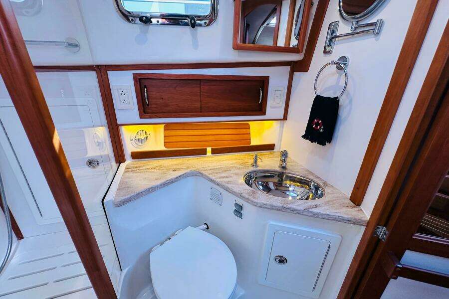 Encore 42ft Sabre Yacht For Sale