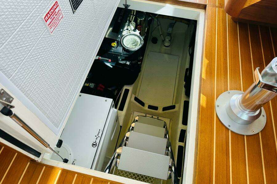 Encore 42ft Sabre Yacht For Sale