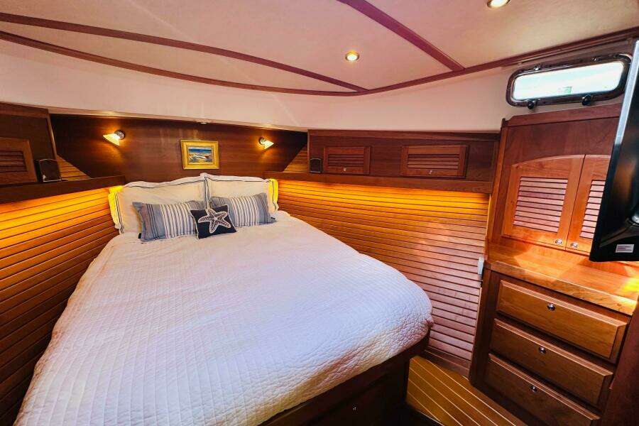 Encore 42ft Sabre Yacht For Sale