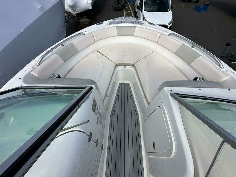 21ft Robalo Yacht For Sale