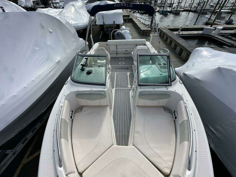 21ft Robalo Yacht For Sale