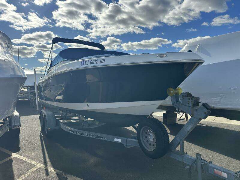 21ft Robalo Yacht For Sale