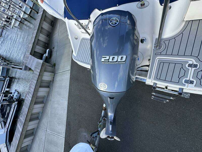 21ft Robalo Yacht For Sale