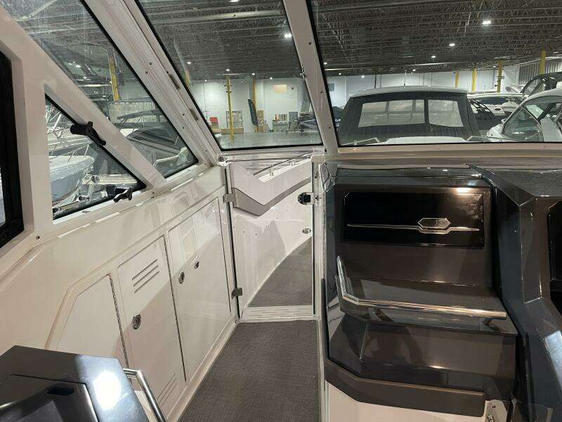 38ft Formula Yacht For Sale