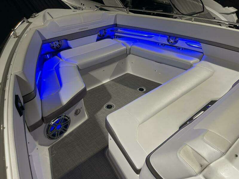 38ft Formula Yacht For Sale