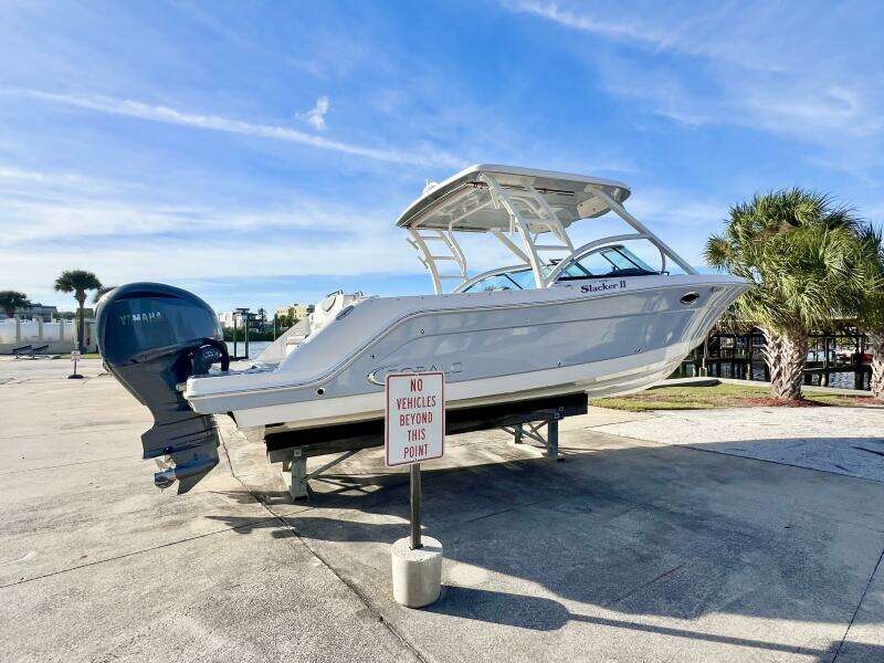 31ft Robalo Yacht For Sale