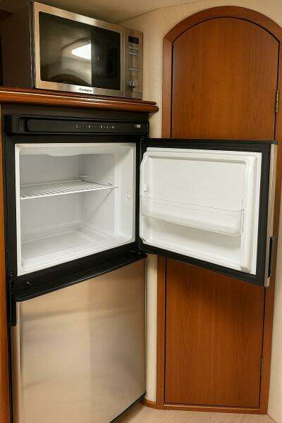 HONU 38ft Cruisers Yacht For Sale