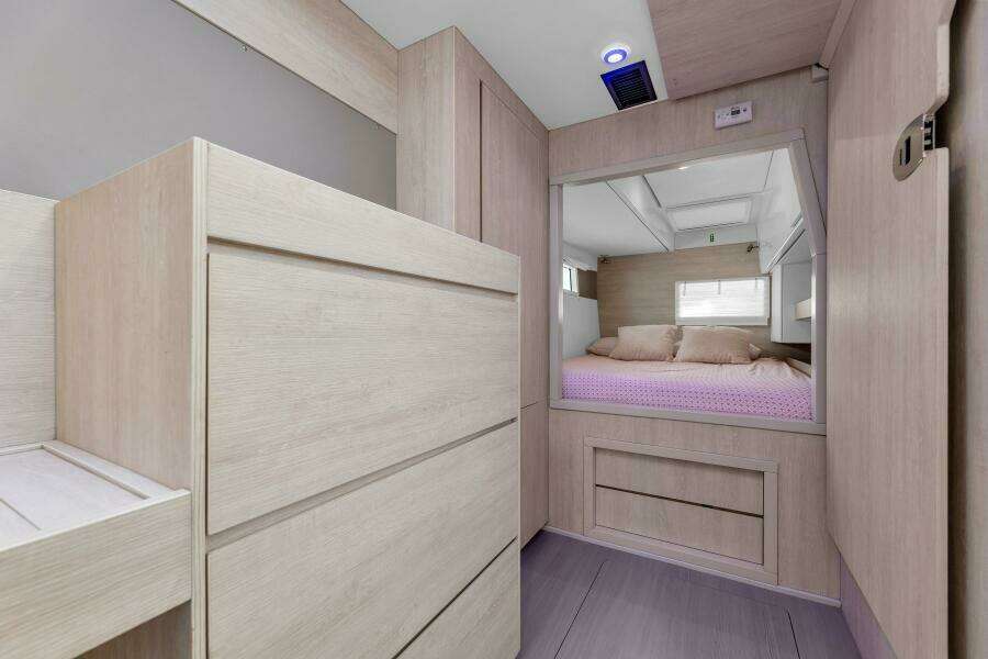 40ft Leopard Yacht For Sale