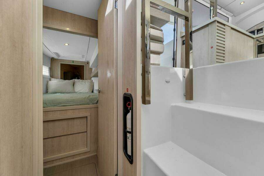 40ft Leopard Yacht For Sale