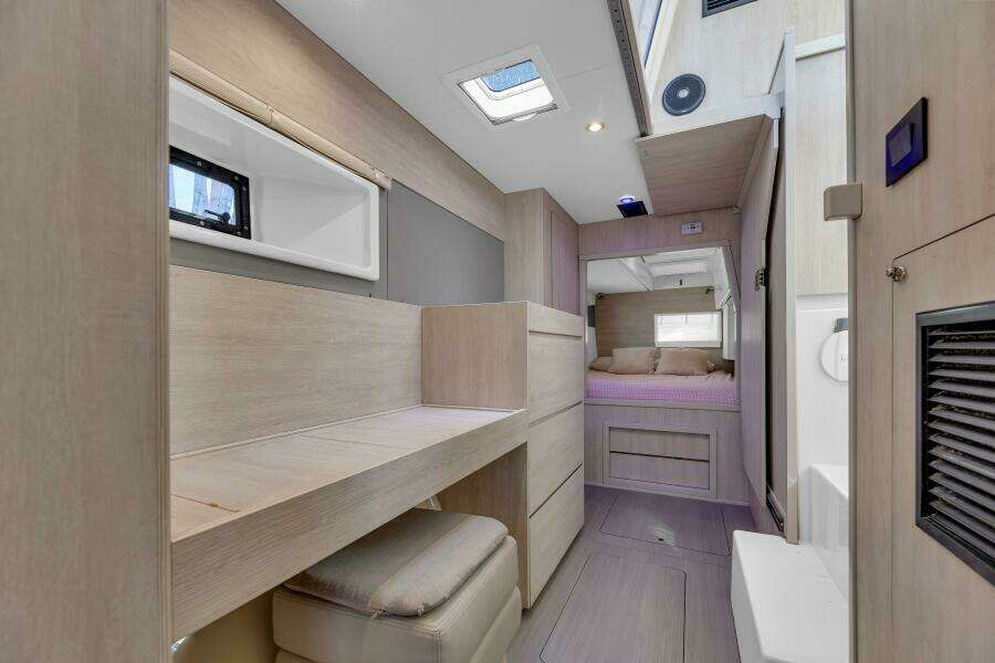 40ft Leopard Yacht For Sale