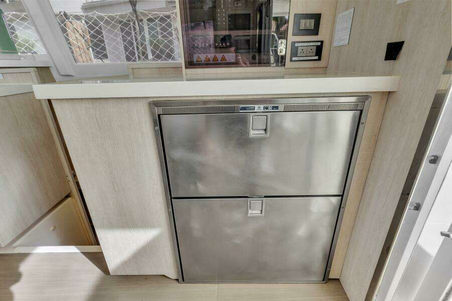 40ft Leopard Yacht For Sale