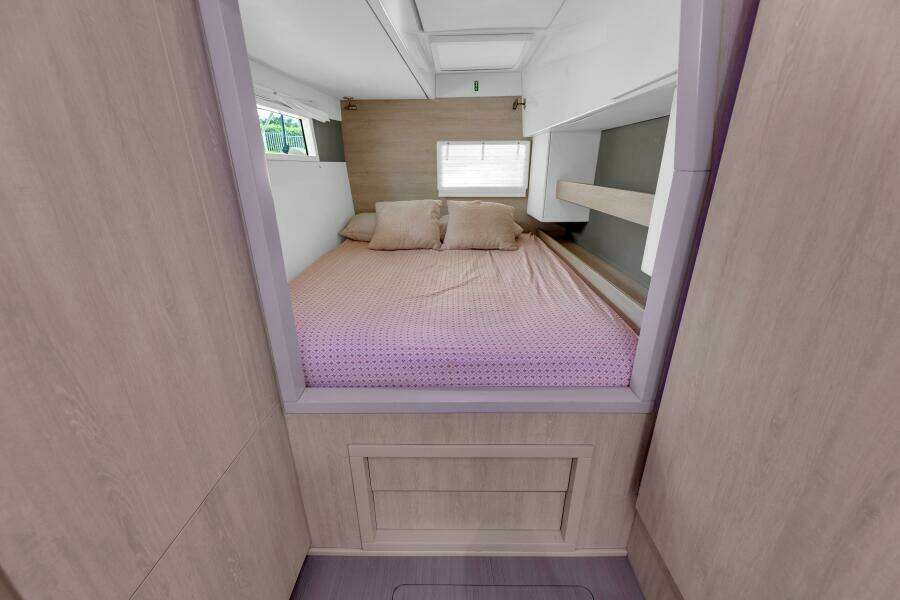 40ft Leopard Yacht For Sale