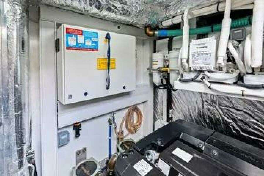 Hullabaloo 55ft Princess Yacht For Sale