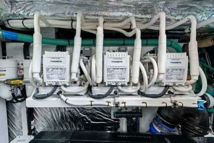 Hullabaloo 55ft Princess Yacht For Sale