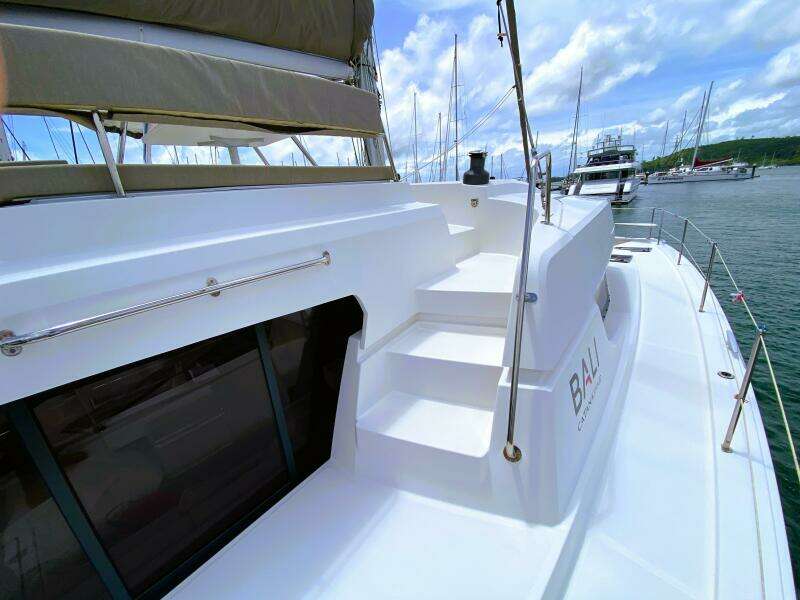 Sunchaser 43ft Bali Yacht For Sale