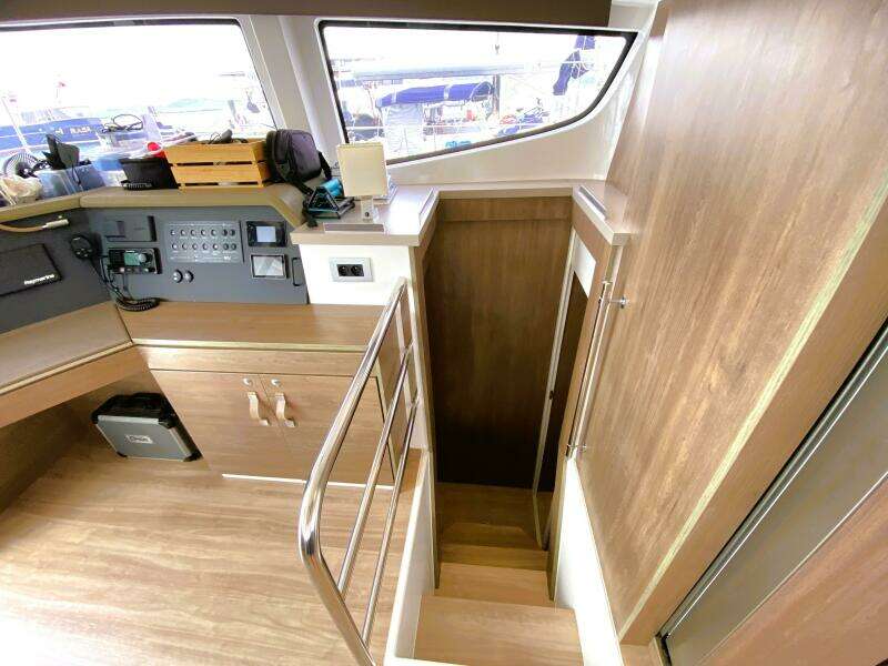 Sunchaser 43ft Bali Yacht For Sale