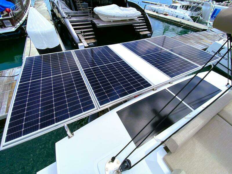 Sunchaser 43ft Bali Yacht For Sale