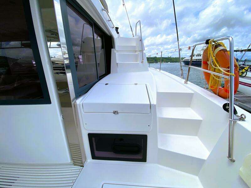 Sunchaser 43ft Bali Yacht For Sale
