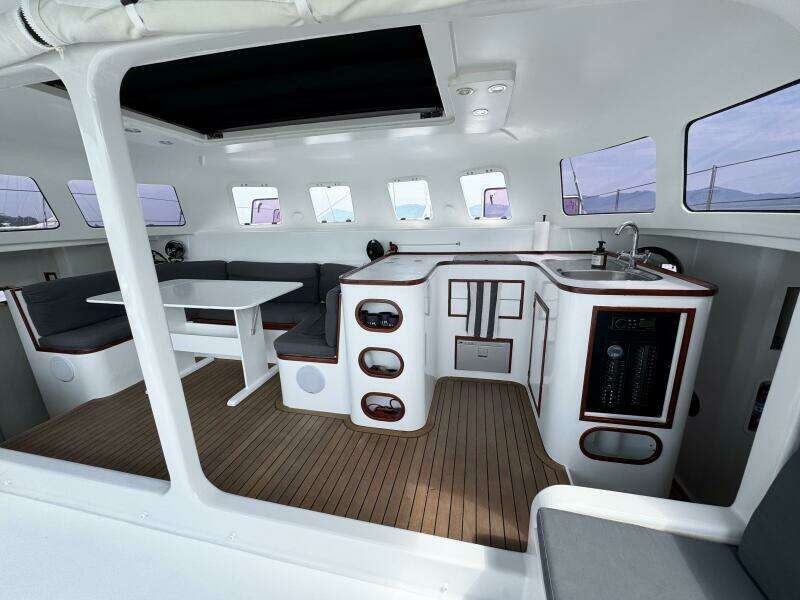 Trim 39ft Custom Yacht For Sale