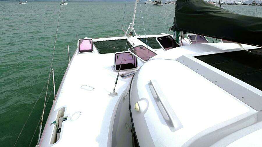 Trim 39ft Custom Yacht For Sale