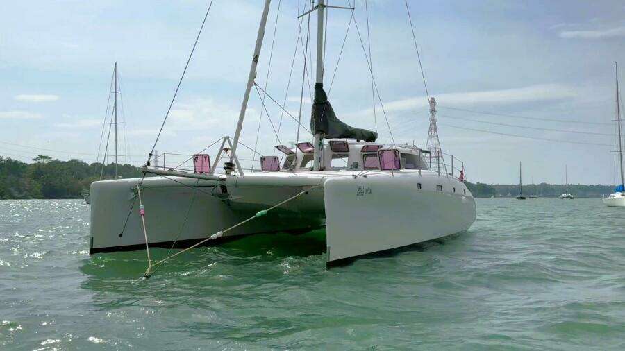 Trim 39ft Custom Yacht For Sale