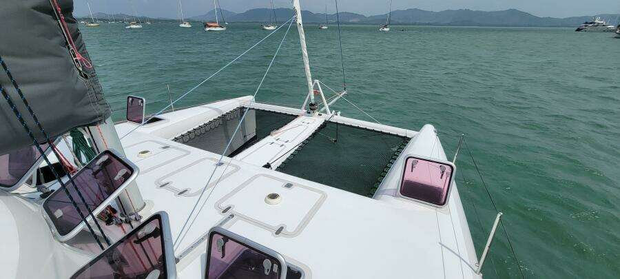 Trim 39ft Custom Yacht For Sale