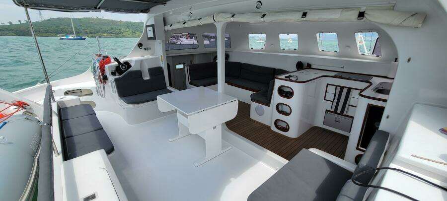 Trim 39ft Custom Yacht For Sale