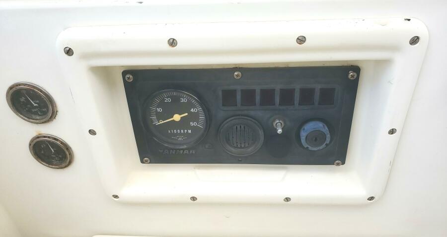 34' 1989 Pacific Seacraft Cutter