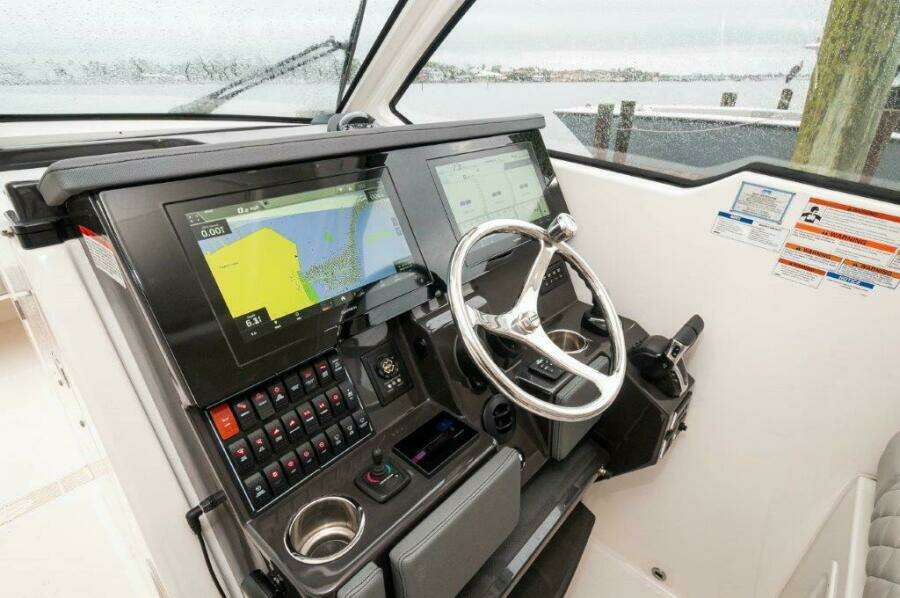 Silver Lining 36ft Pursuit Yacht For Sale