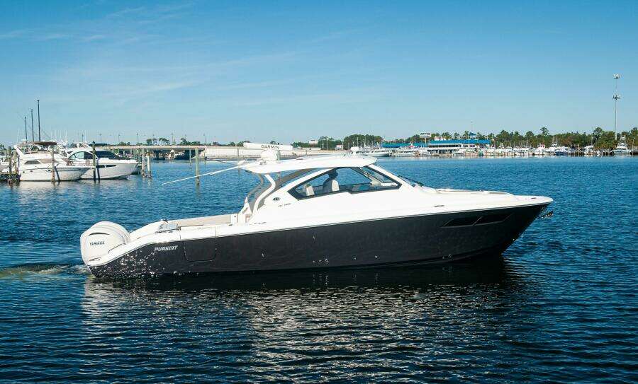 Silver Lining 36ft Pursuit Yacht For Sale