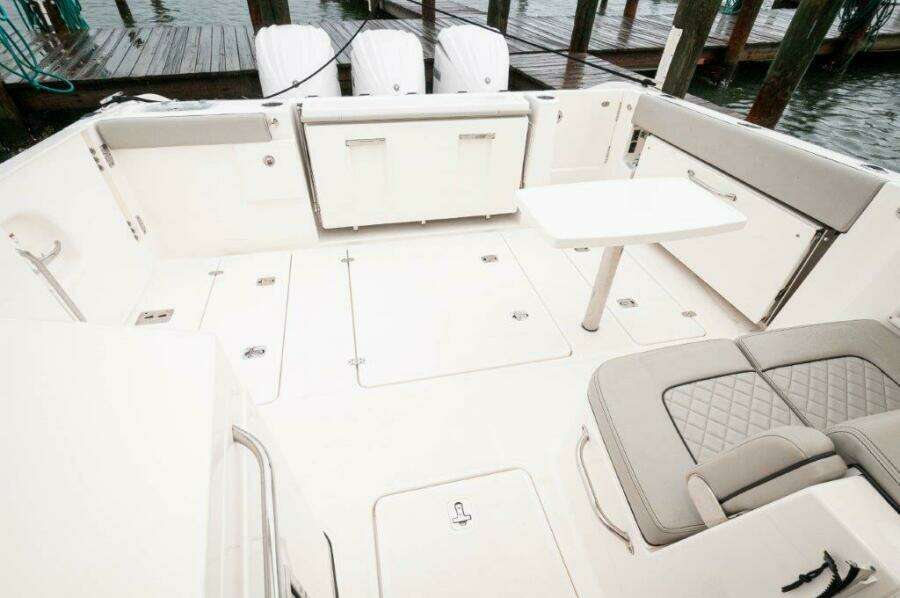 Silver Lining 36ft Pursuit Yacht For Sale