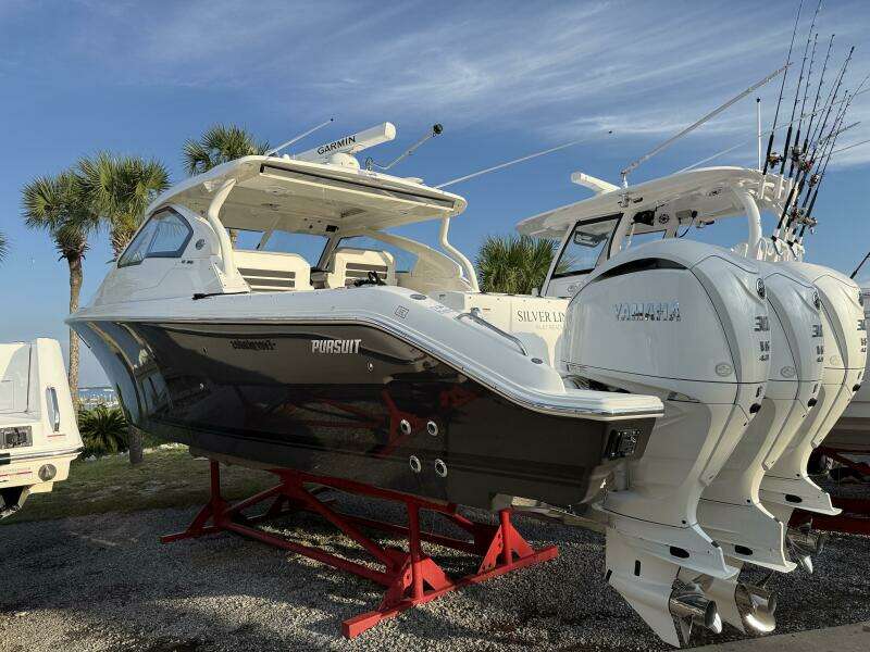 Silver Lining 36ft Pursuit Yacht For Sale