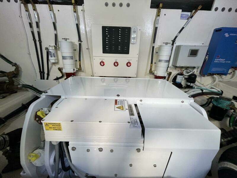 BAR DOG 53ft Tiara Yachts Yacht For Sale