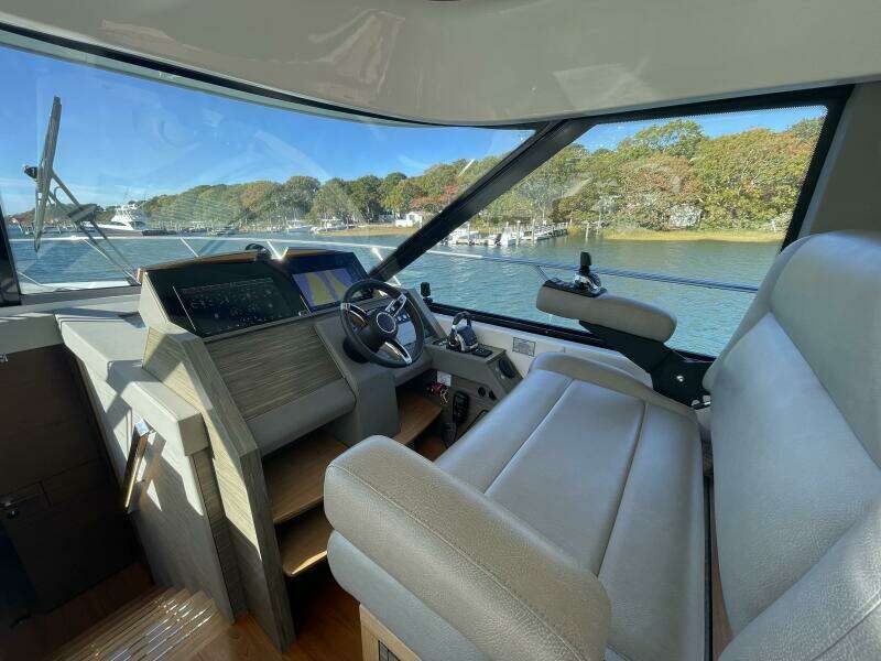 BAR DOG 53ft Tiara Yachts Yacht For Sale