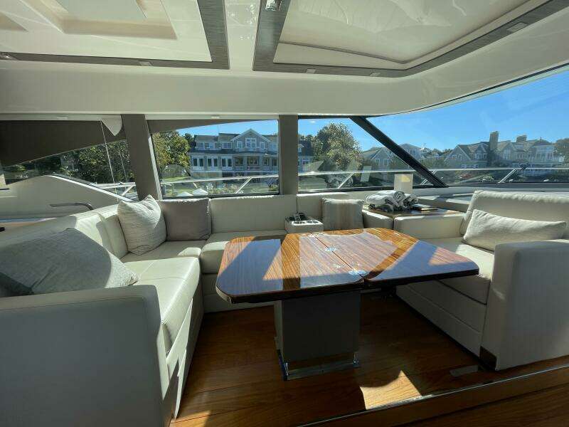 BAR DOG 53ft Tiara Yachts Yacht For Sale