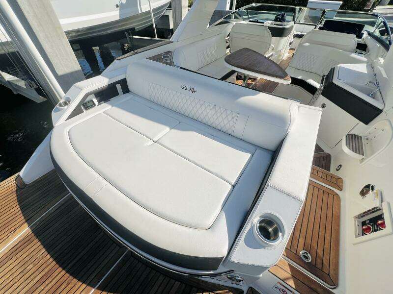 LEMONADE 31ft Sea Ray Yacht For Sale