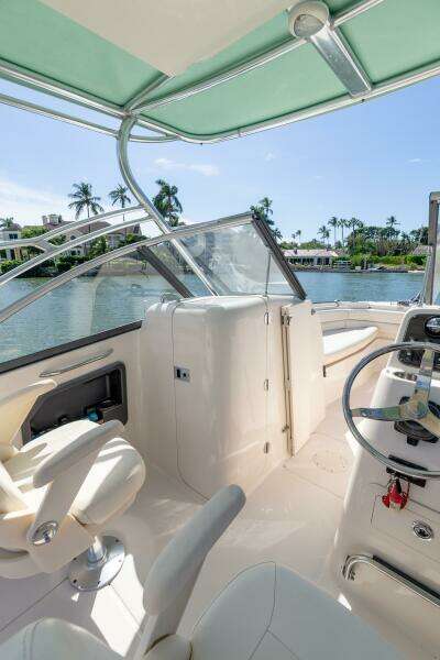 25ft Grady White Yacht For Sale