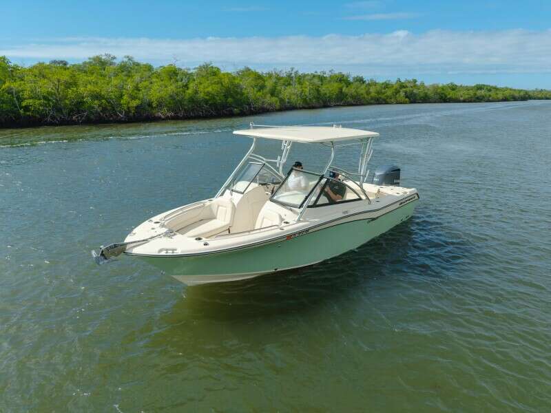 25ft Grady White Yacht For Sale