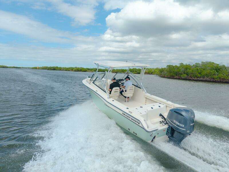 25ft Grady White Yacht For Sale