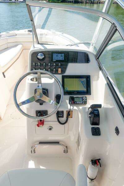 25ft Grady White Yacht For Sale