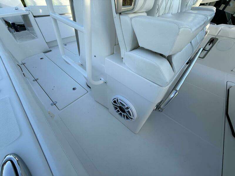 37ft Edgewater Yacht For Sale