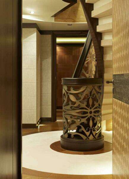 Main Deck Lobby And Foyer